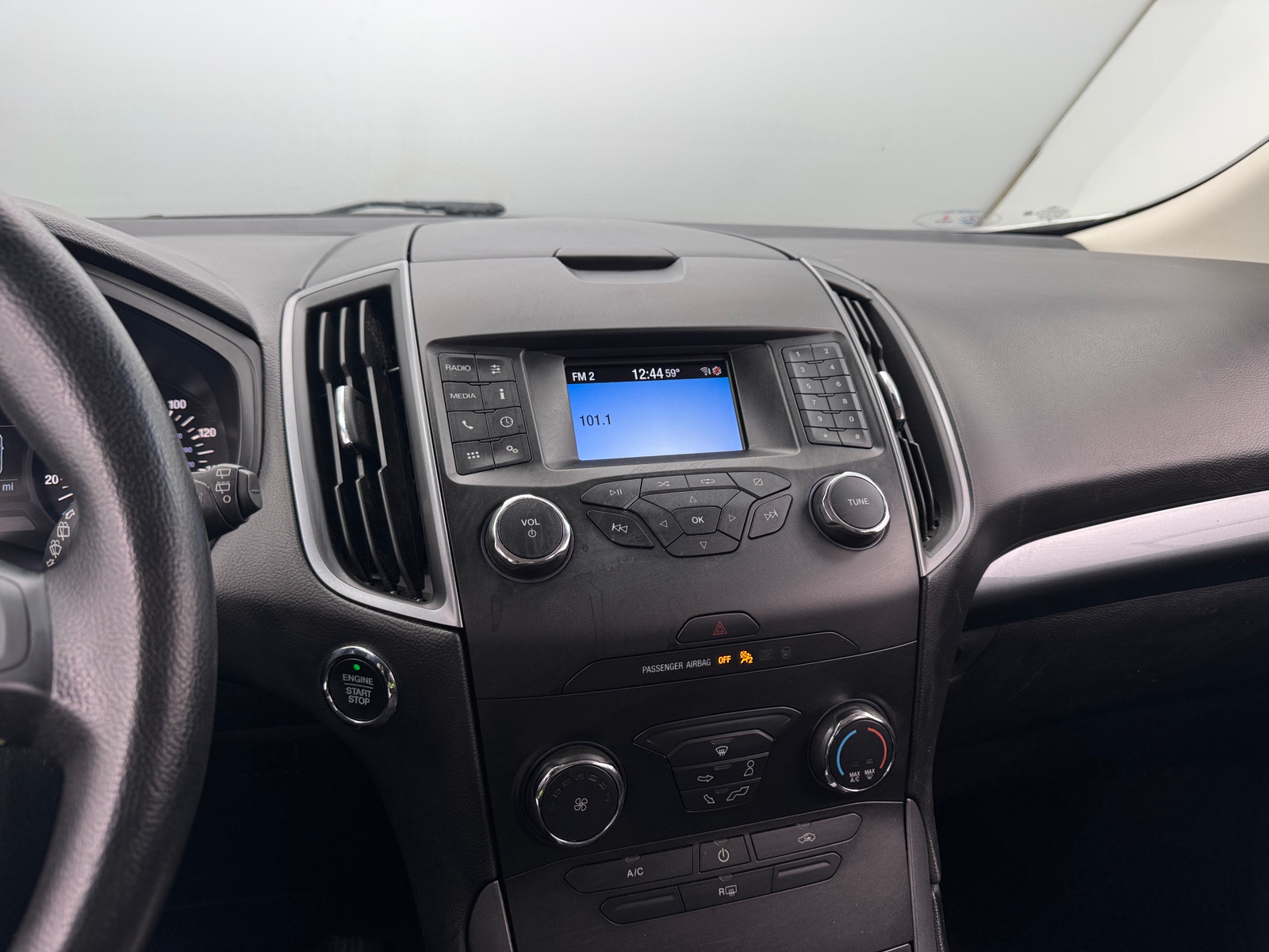 Thumbnail: 2019 Ford Edge - 4