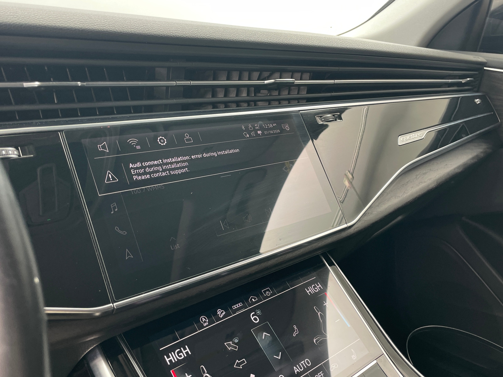 Thumbnail: 2022 Audi Q8 - 3