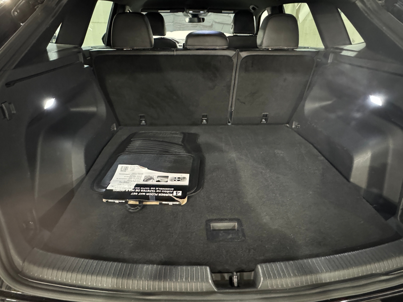 Thumbnail: 2024 Volkswagen Atlas - 6