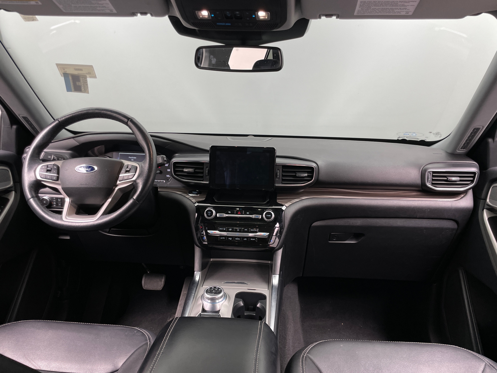 Thumbnail: 2022 Ford Explorer - 2