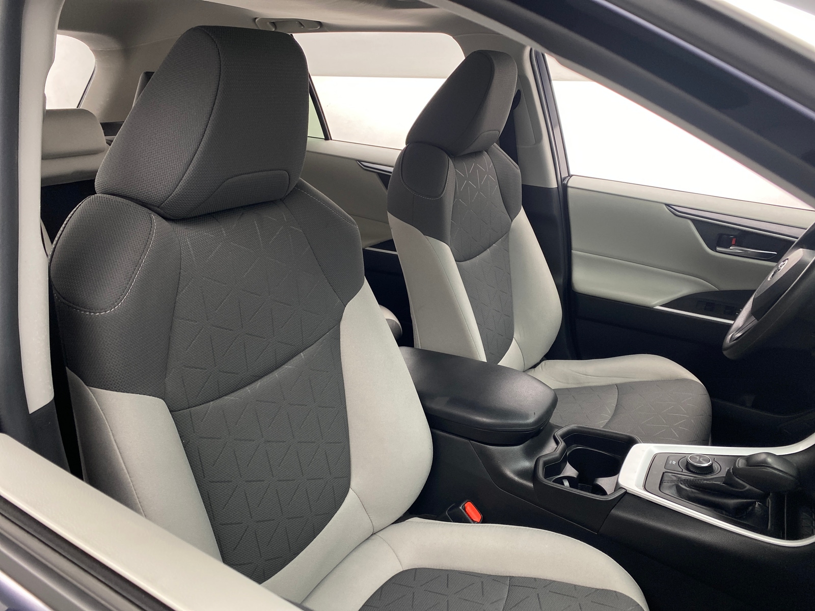 Thumbnail: 2021 Toyota RAV4 - 2