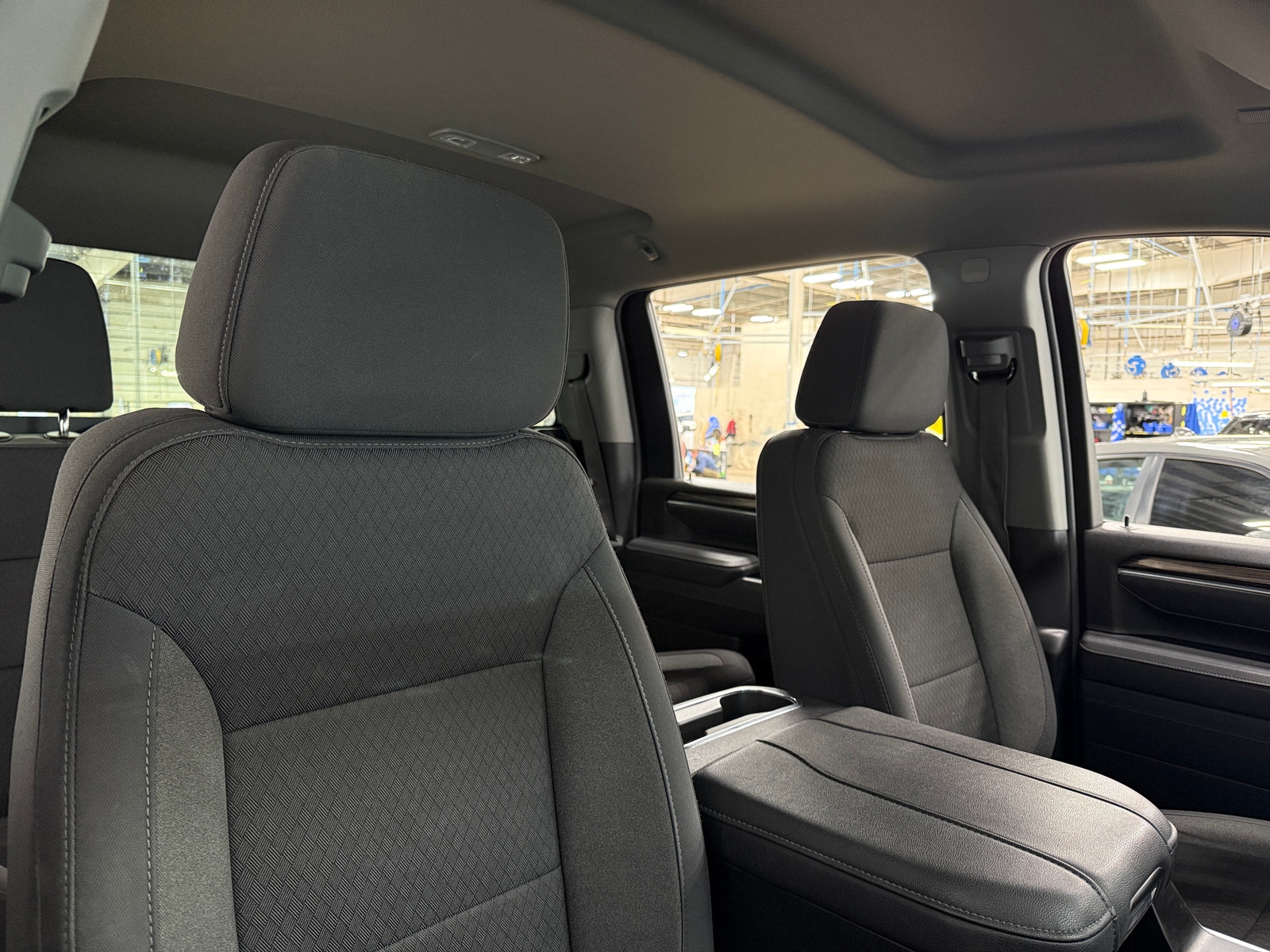 Thumbnail: 2025 Chevrolet Silverado 2500 - 2