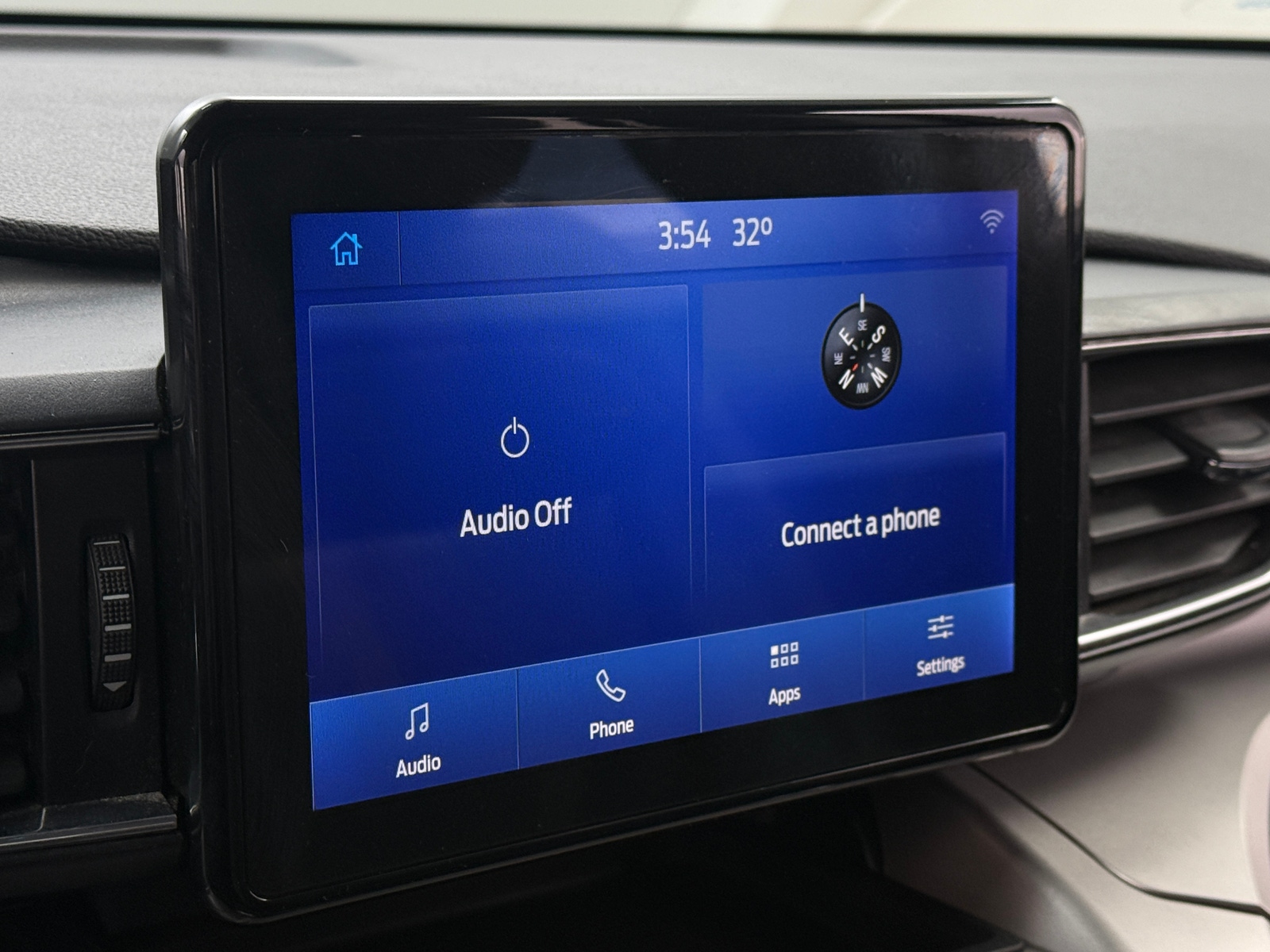 Thumbnail: 2021 Ford Explorer - 3