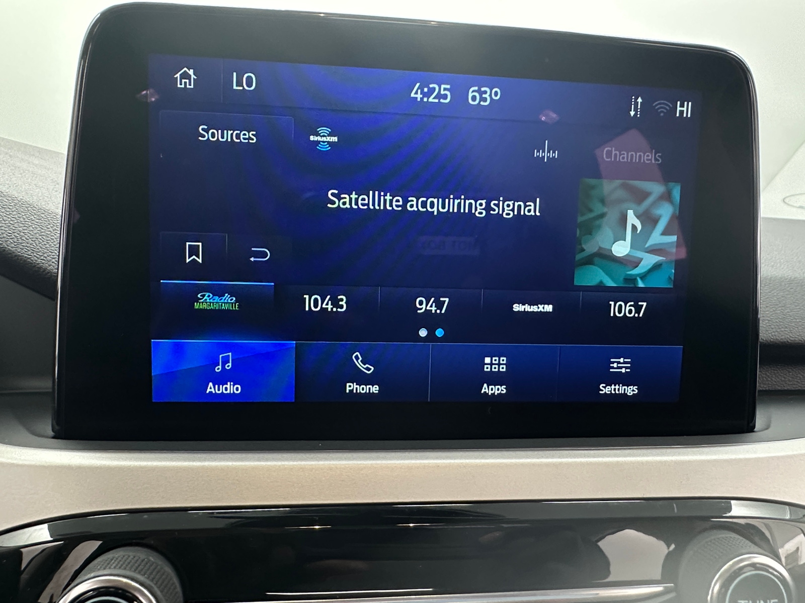 Thumbnail: 2022 Ford Escape - 4