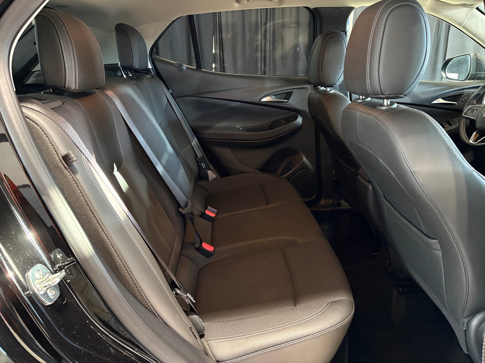 Thumbnail: 2025 Buick Encore GX - 5