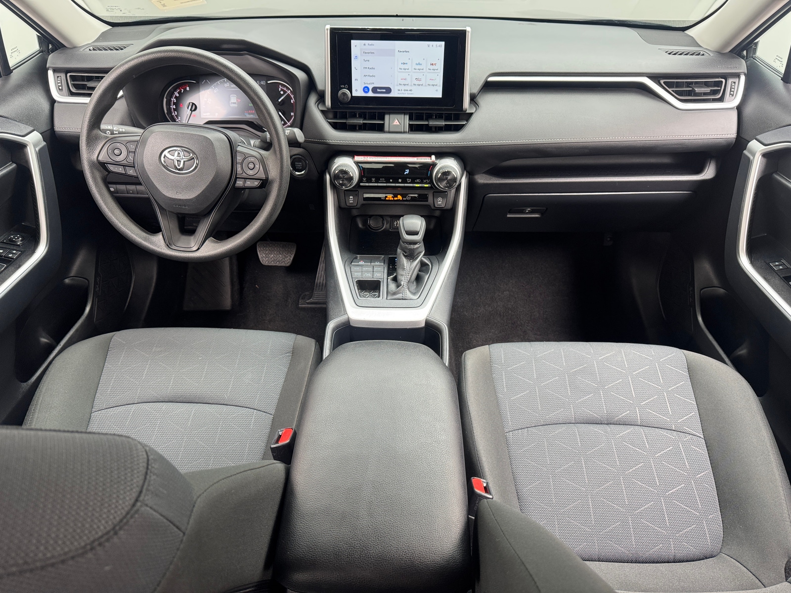 Thumbnail: 2025 Toyota RAV4 - 3