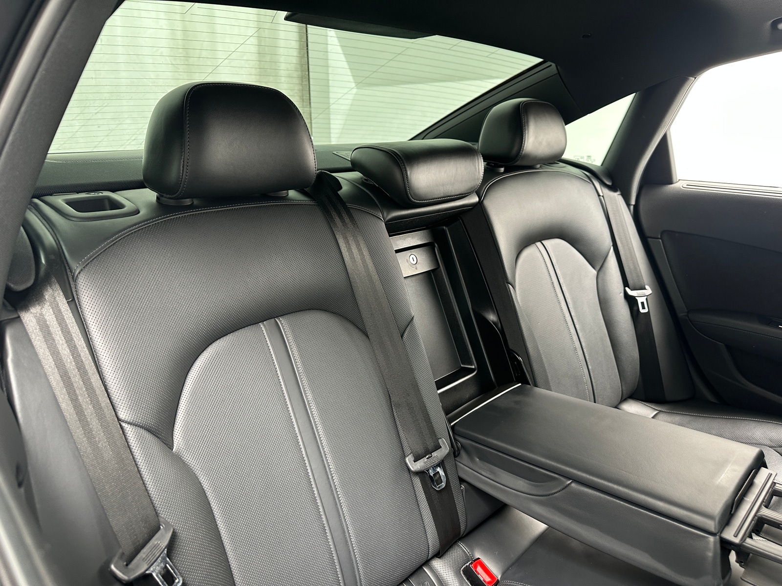 Thumbnail: 2018 Audi S6 - 5