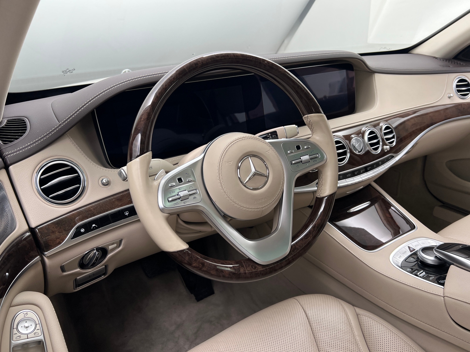 Thumbnail: 2019 Mercedes-Benz S-Class - 4