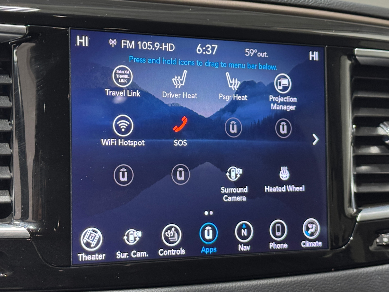 Thumbnail: 2019 Chrysler Pacifica - 3