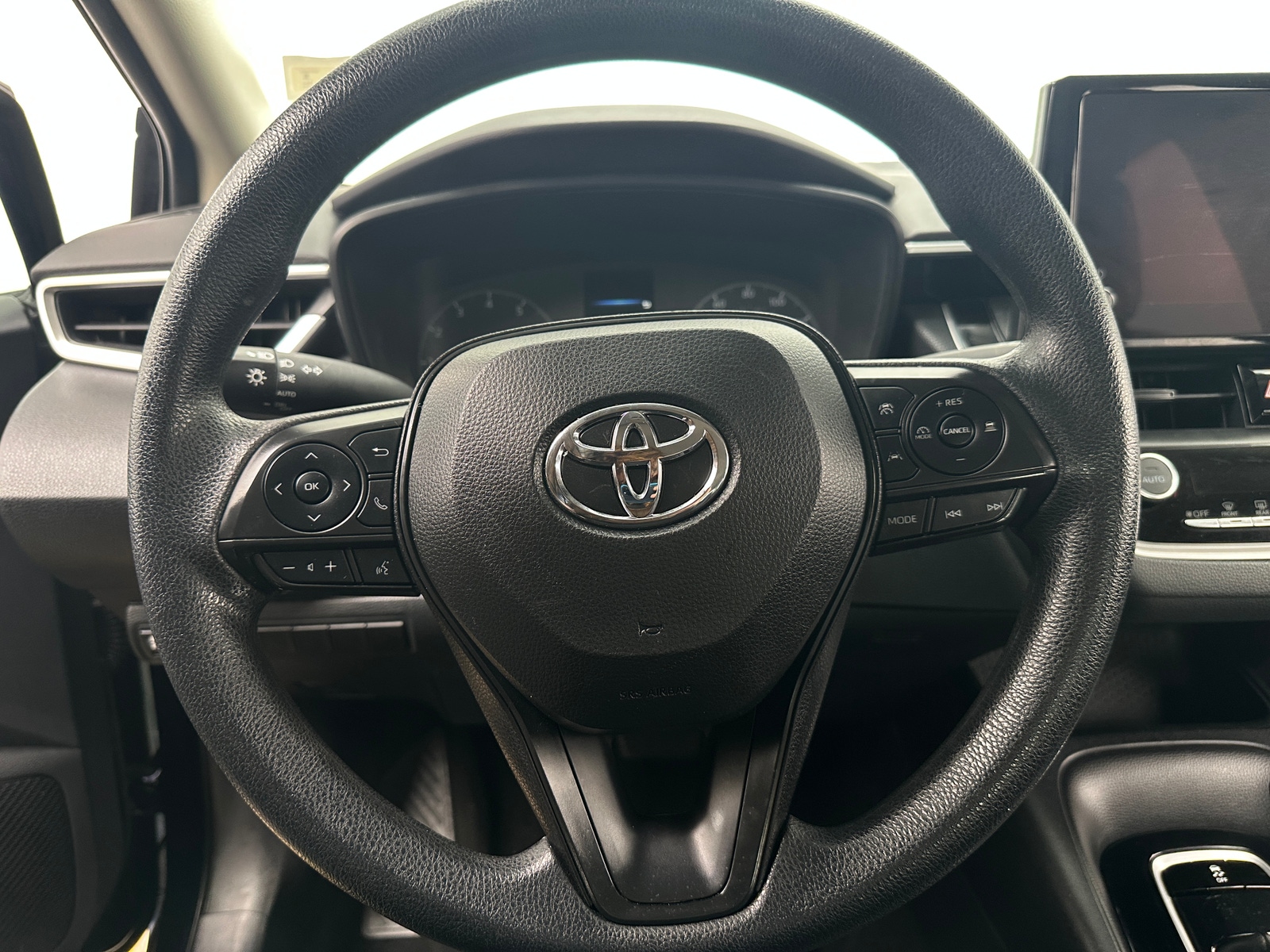 Thumbnail: 2023 Toyota Corolla - 5