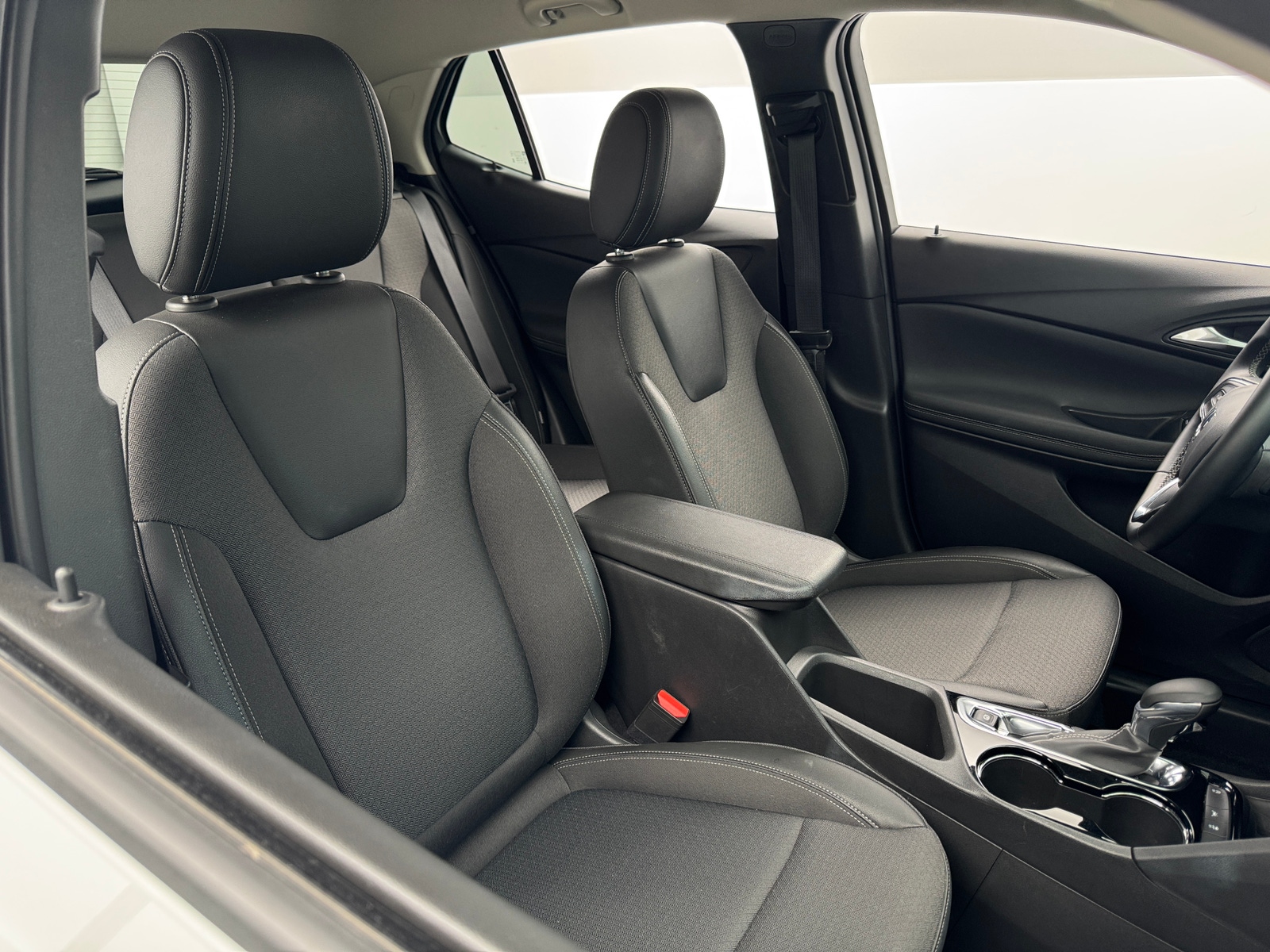 Thumbnail: 2025 Buick Encore GX - 2