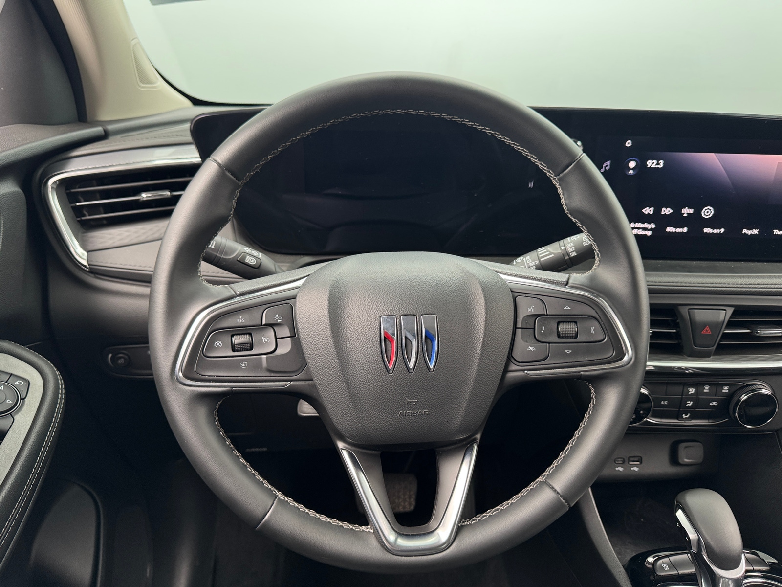 Thumbnail: 2025 Buick Encore GX - 5