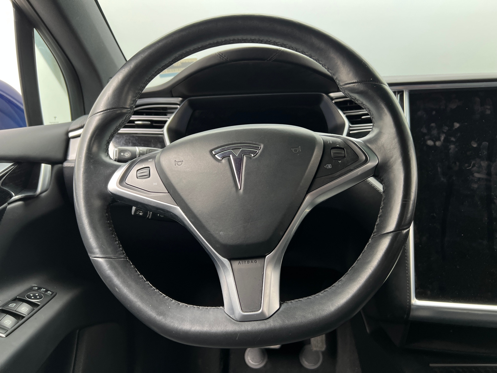 Thumbnail: 2018 Tesla Model X - 4