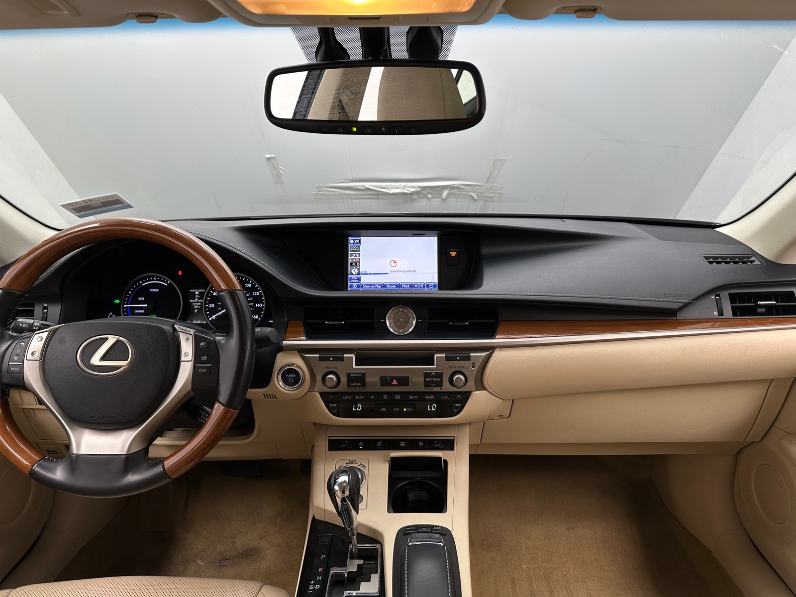 Thumbnail: 2013 Lexus ES - 2