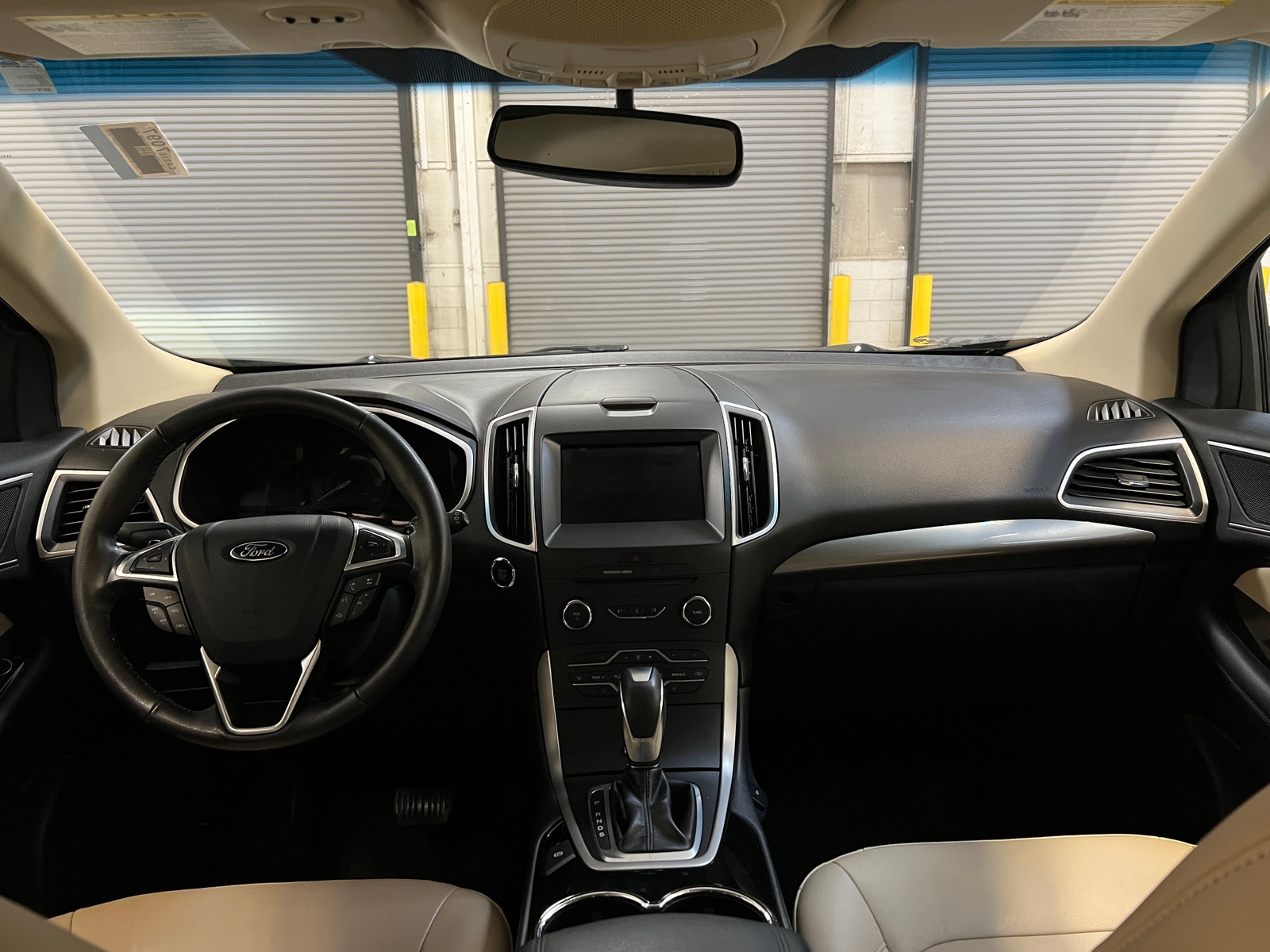 Thumbnail: 2015 Ford Edge - 2