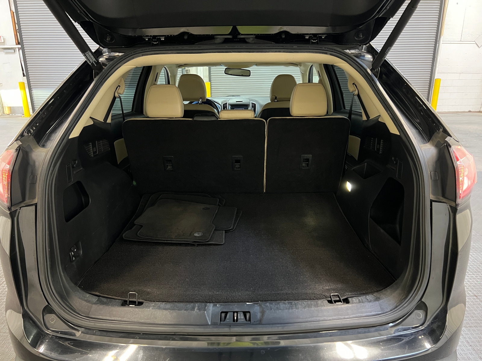 Thumbnail: 2015 Ford Edge - 6