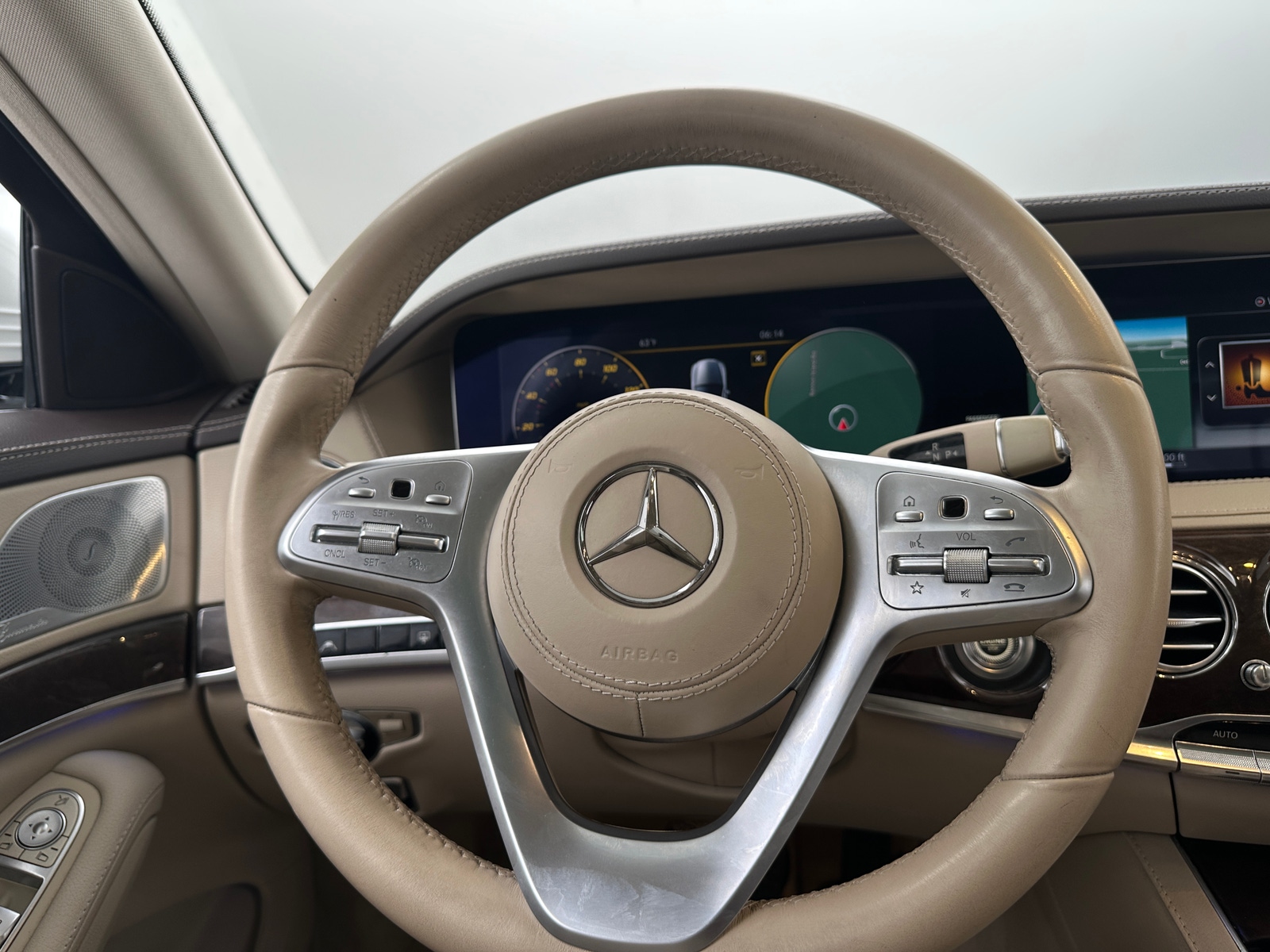 Thumbnail: 2018 Mercedes-Benz S-Class - 4