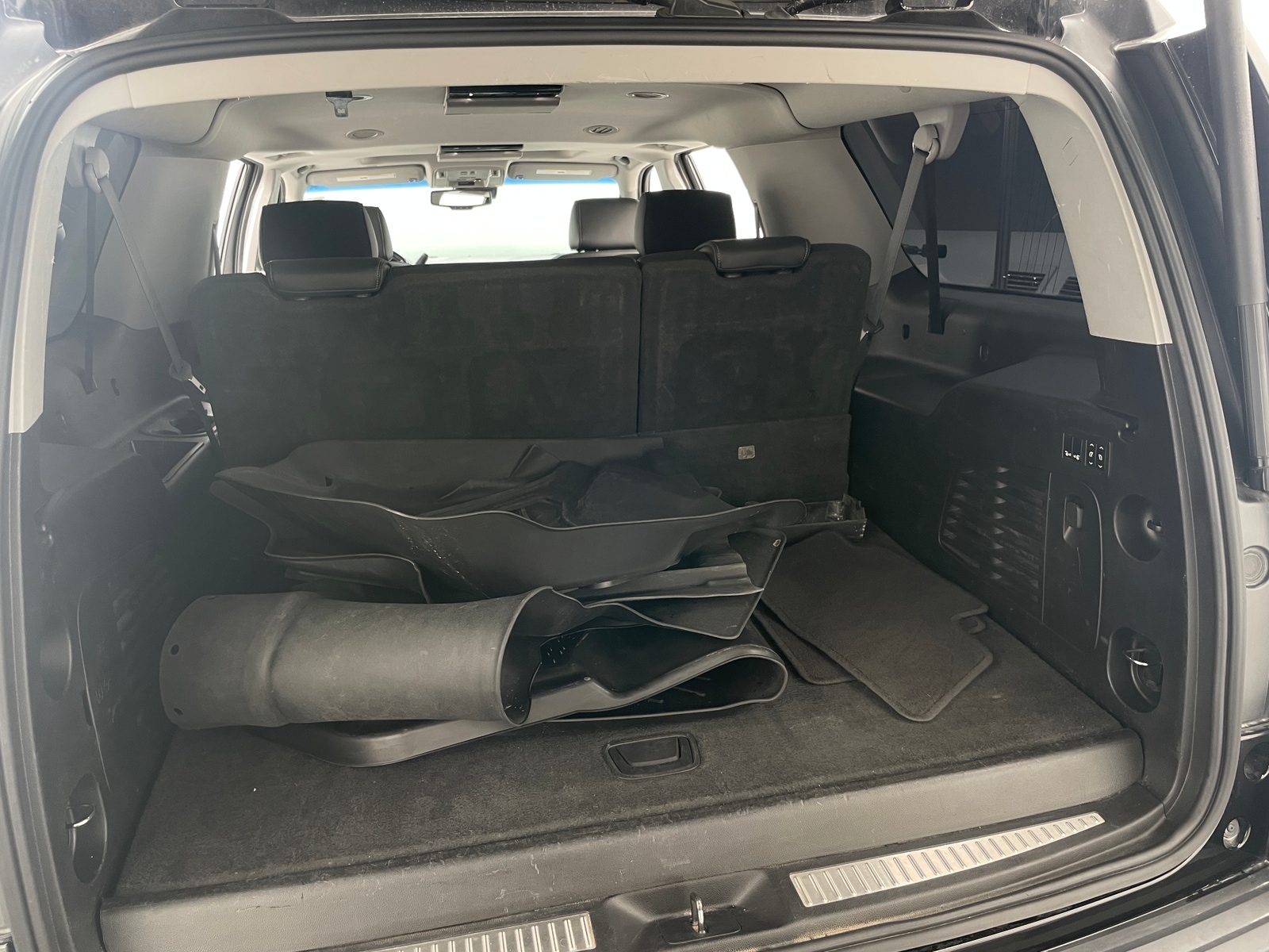 Thumbnail: 2019 GMC Yukon XL - 6