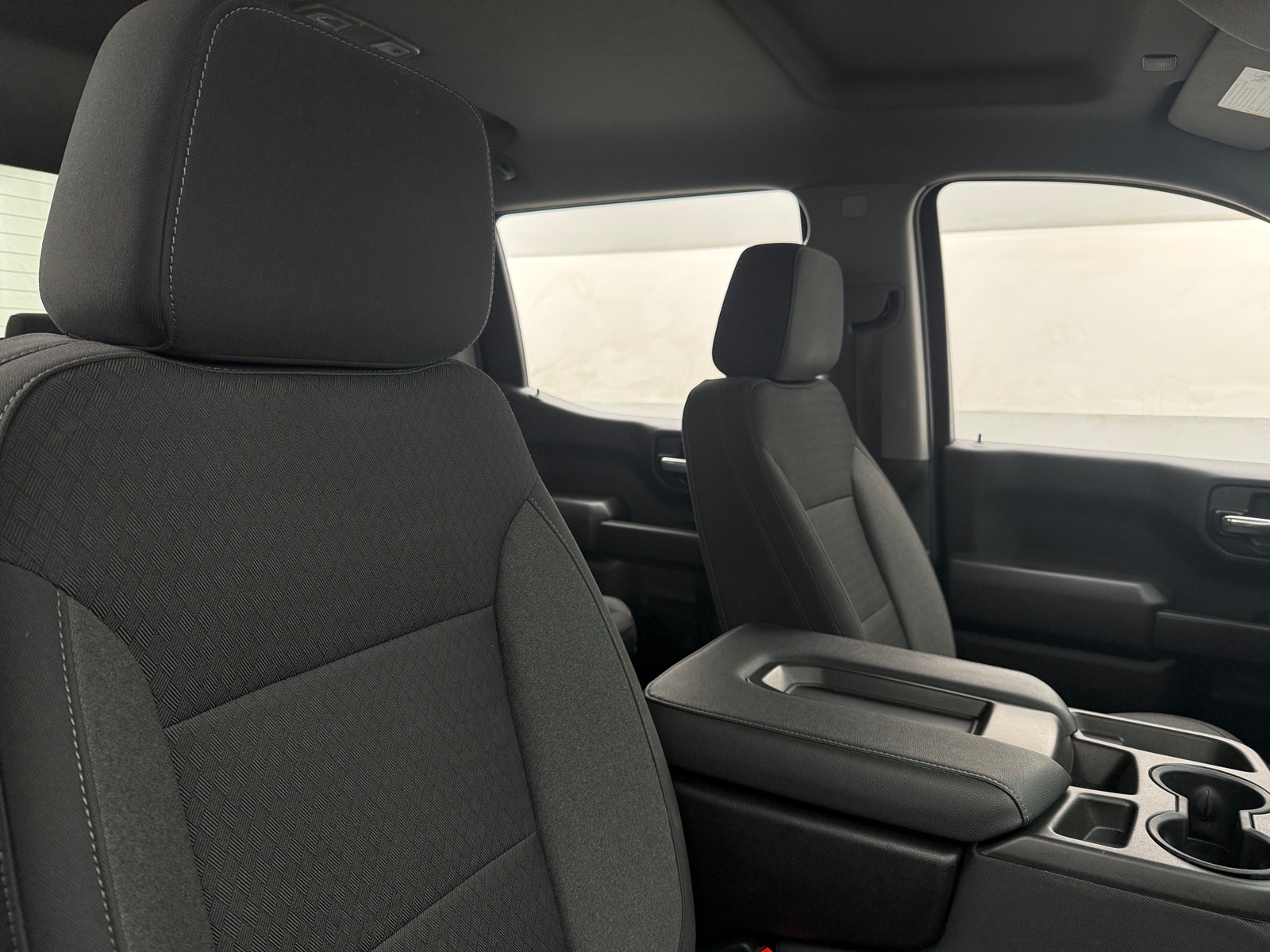 Thumbnail: 2022 Chevrolet Silverado 1500 - 2