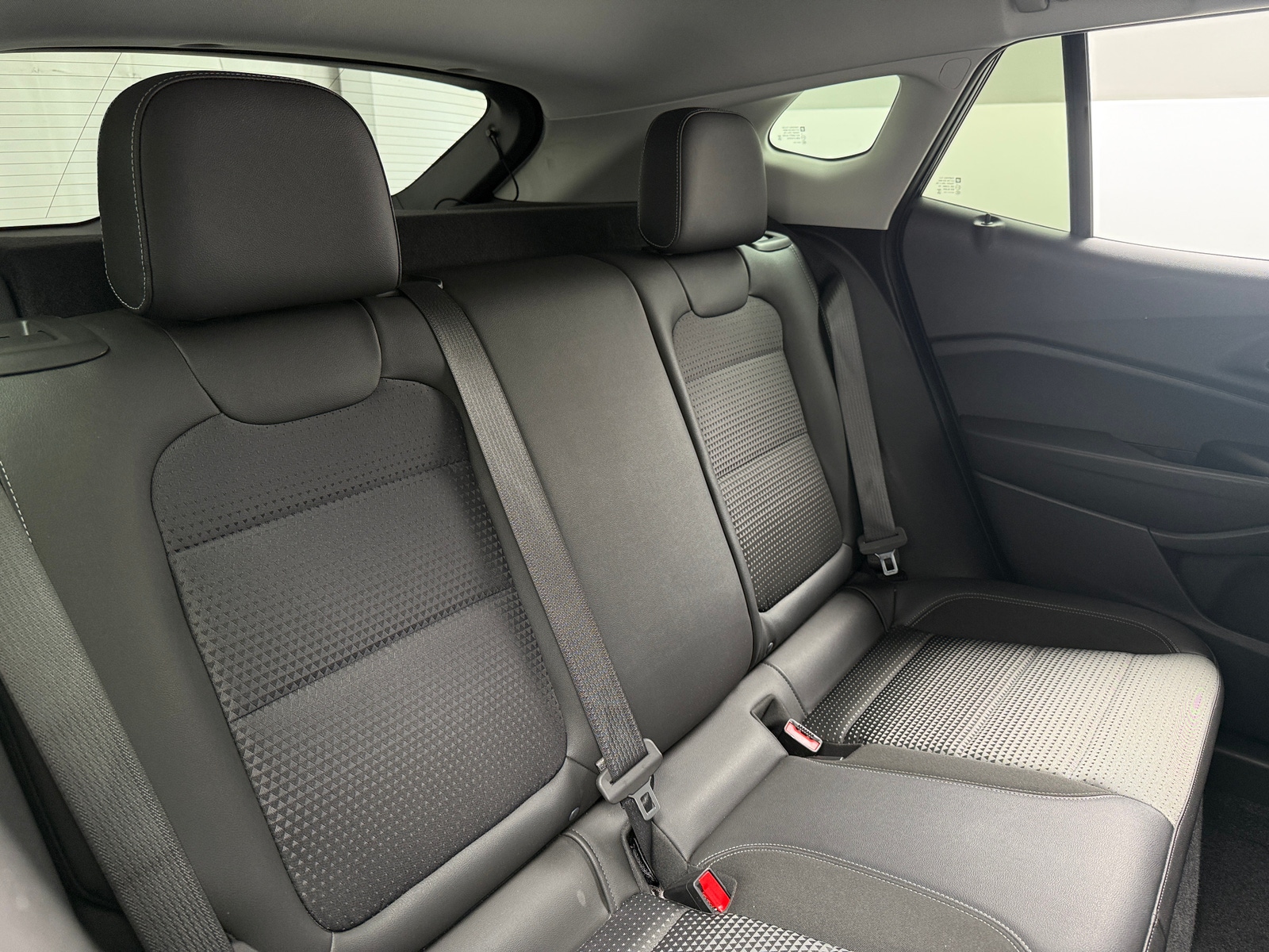 Thumbnail: 2025 Chevrolet Trax - 6