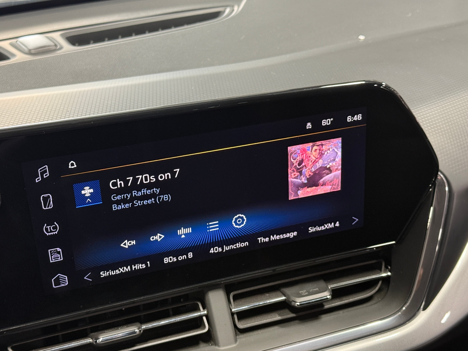 Thumbnail: 2025 Chevrolet Trax - 4