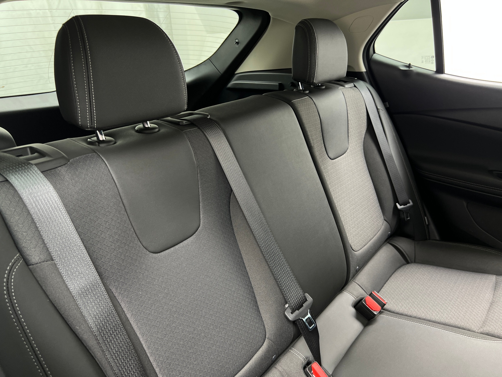 Thumbnail: 2025 Buick Encore GX - 6