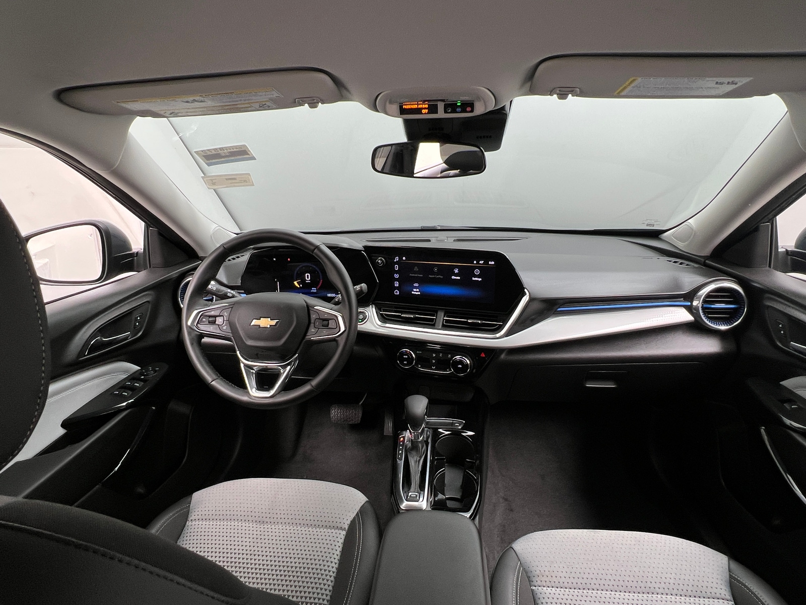 Thumbnail: 2025 Chevrolet Trax - 3