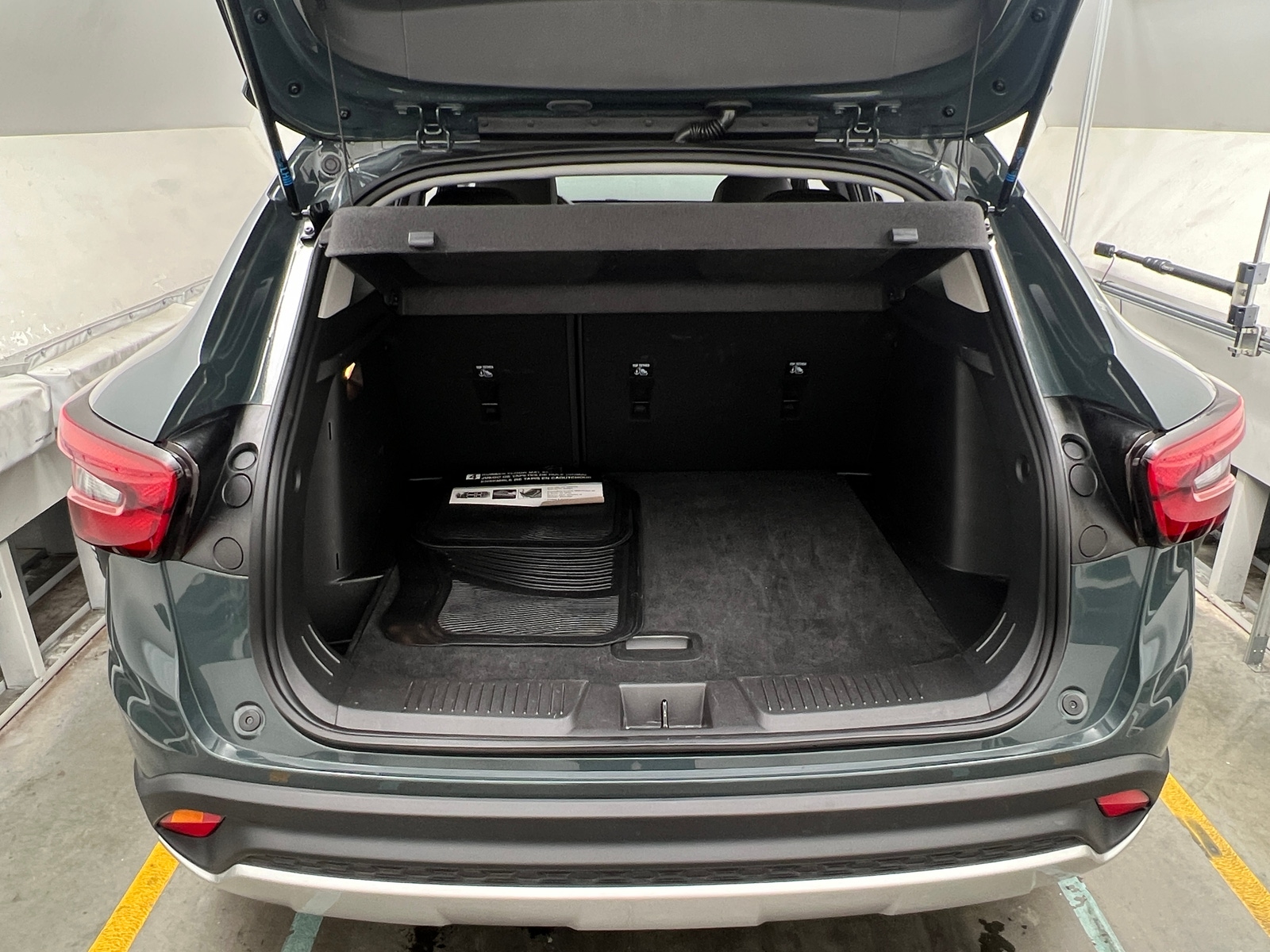 Thumbnail: 2025 Chevrolet Trax - 7