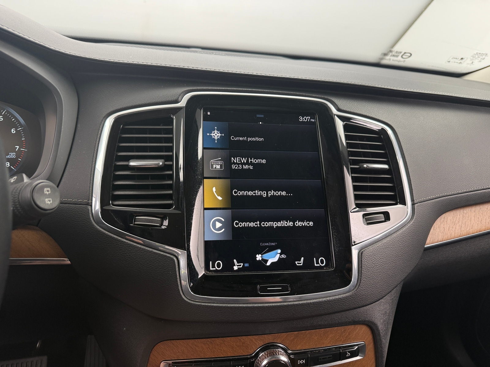 Thumbnail: 2020 Volvo XC90 - 3