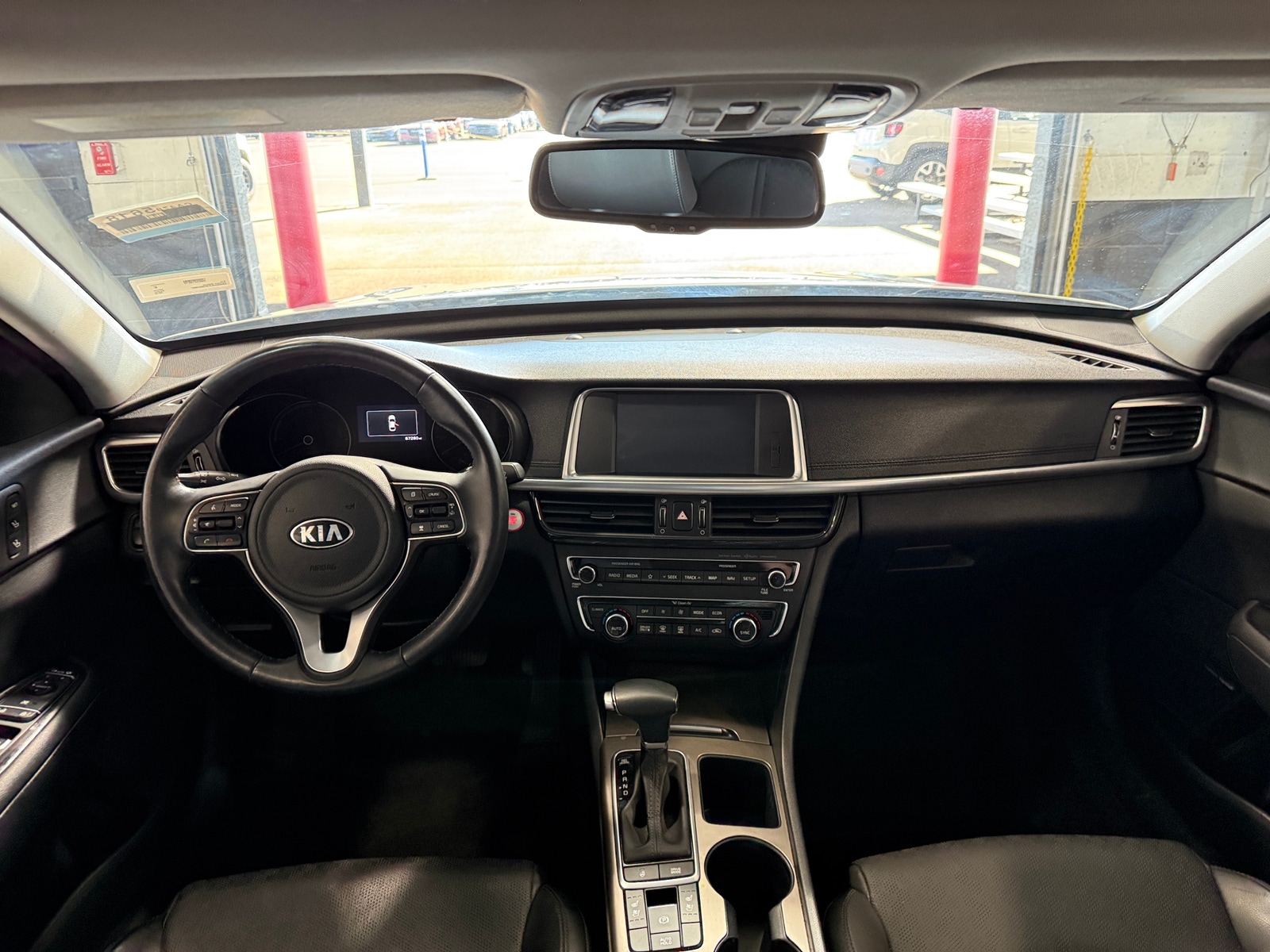 Thumbnail: 2019 Kia Optima - 2