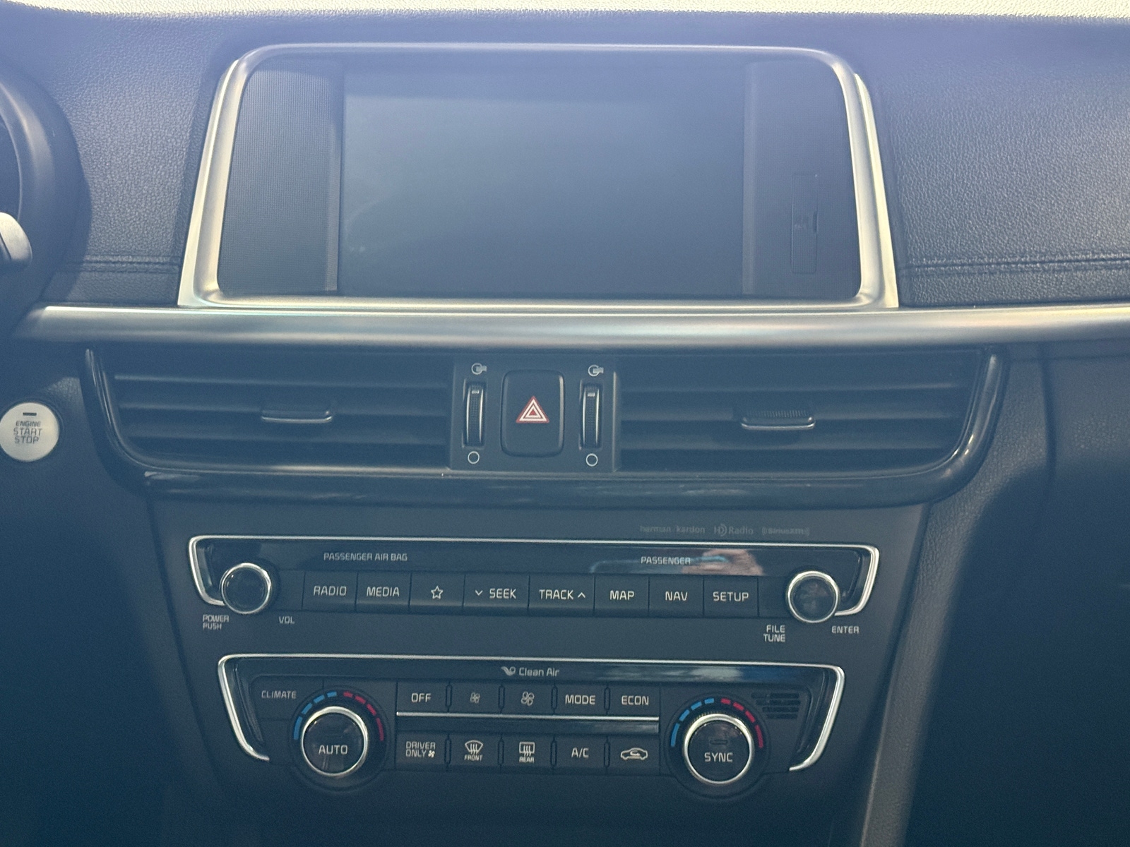 Thumbnail: 2019 Kia Optima - 3