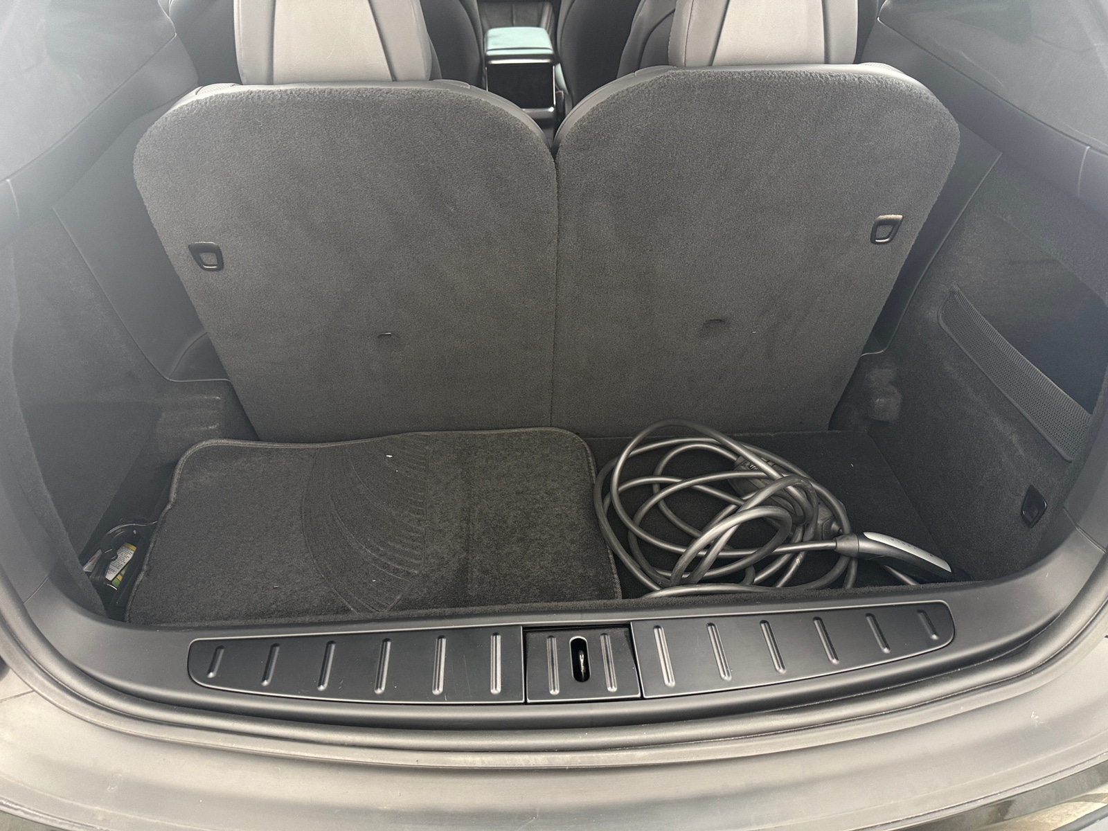 Thumbnail: 2023 Tesla Model X - 6