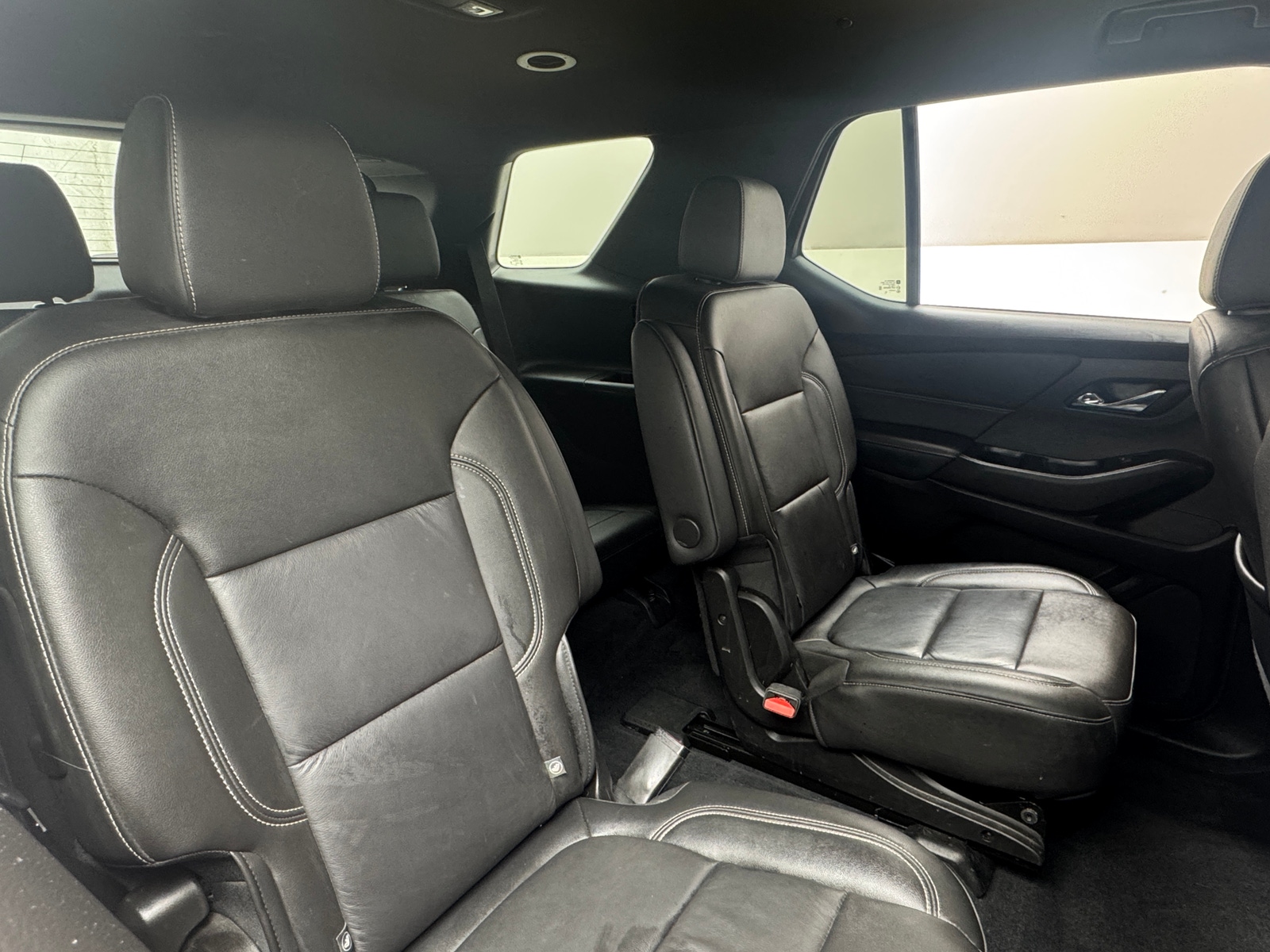 Thumbnail: 2023 Chevrolet Traverse - 5