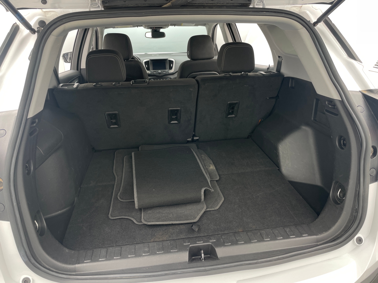 Thumbnail: 2024 GMC Terrain - 7