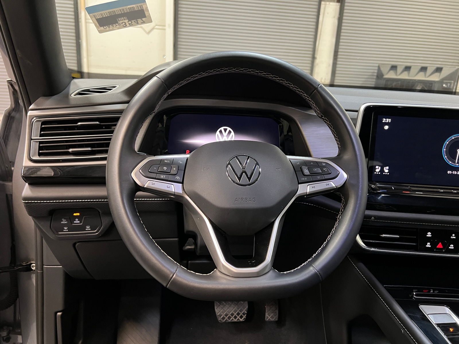 Thumbnail: 2025 Volkswagen Atlas - 4