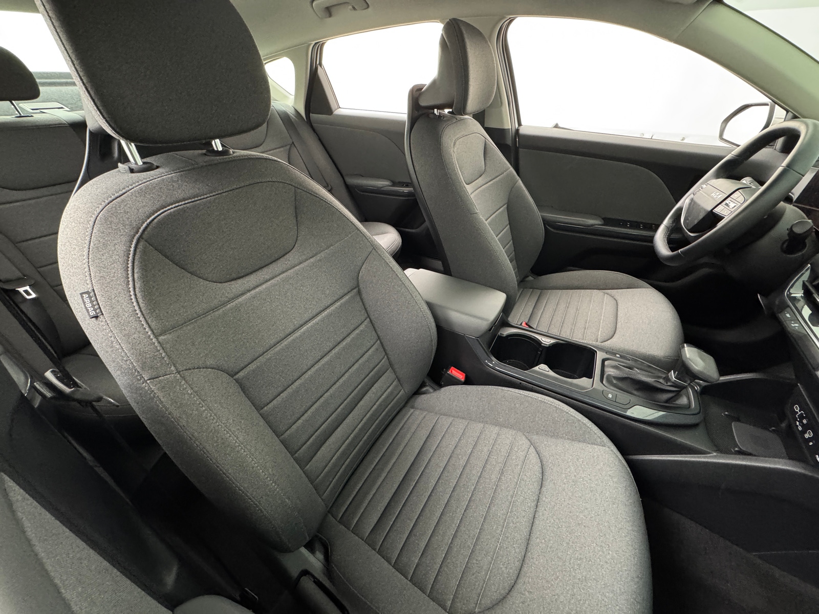 Thumbnail: 2025 Kia K4 - 2