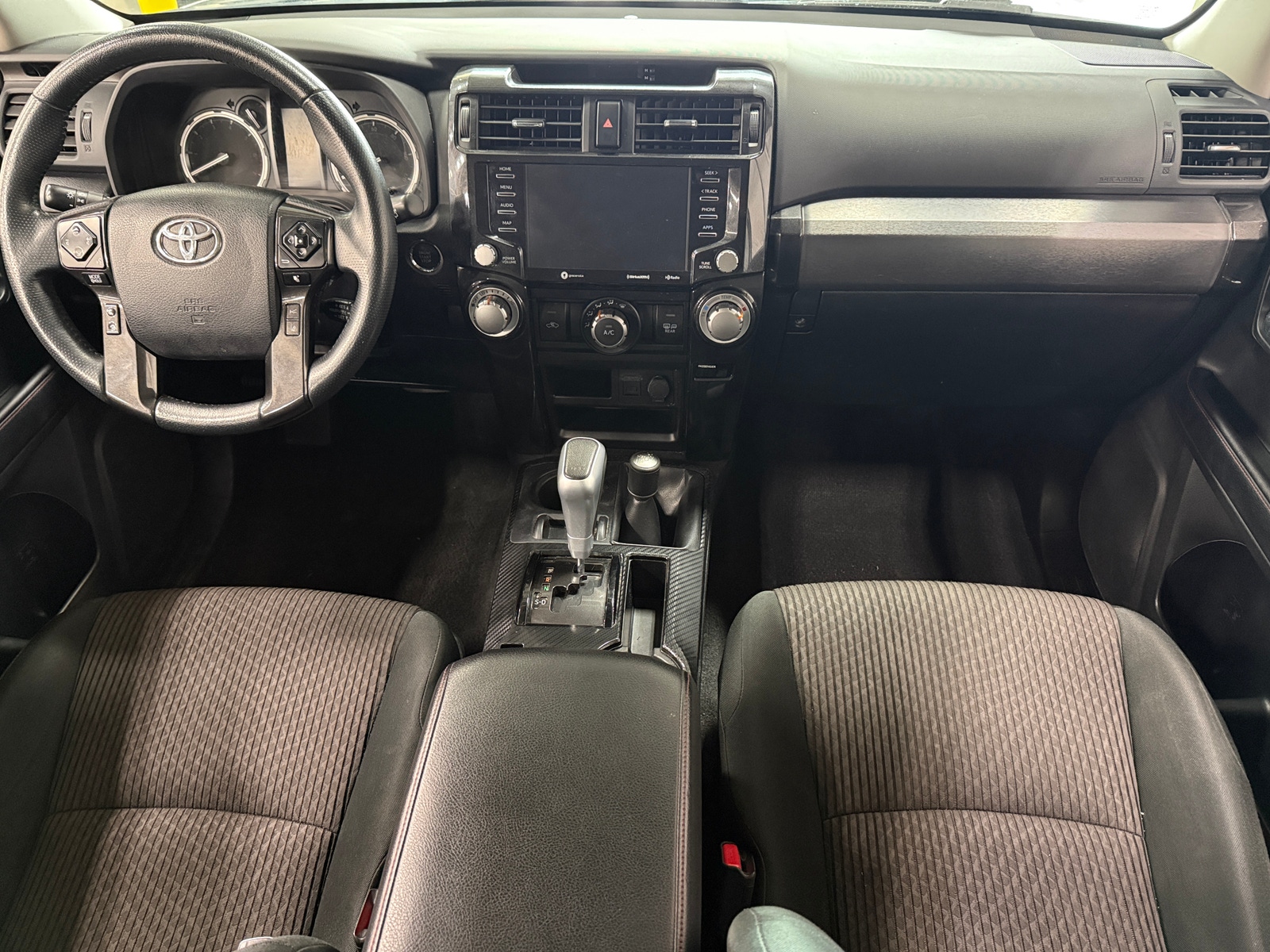 Thumbnail: 2022 Toyota 4Runner - 3