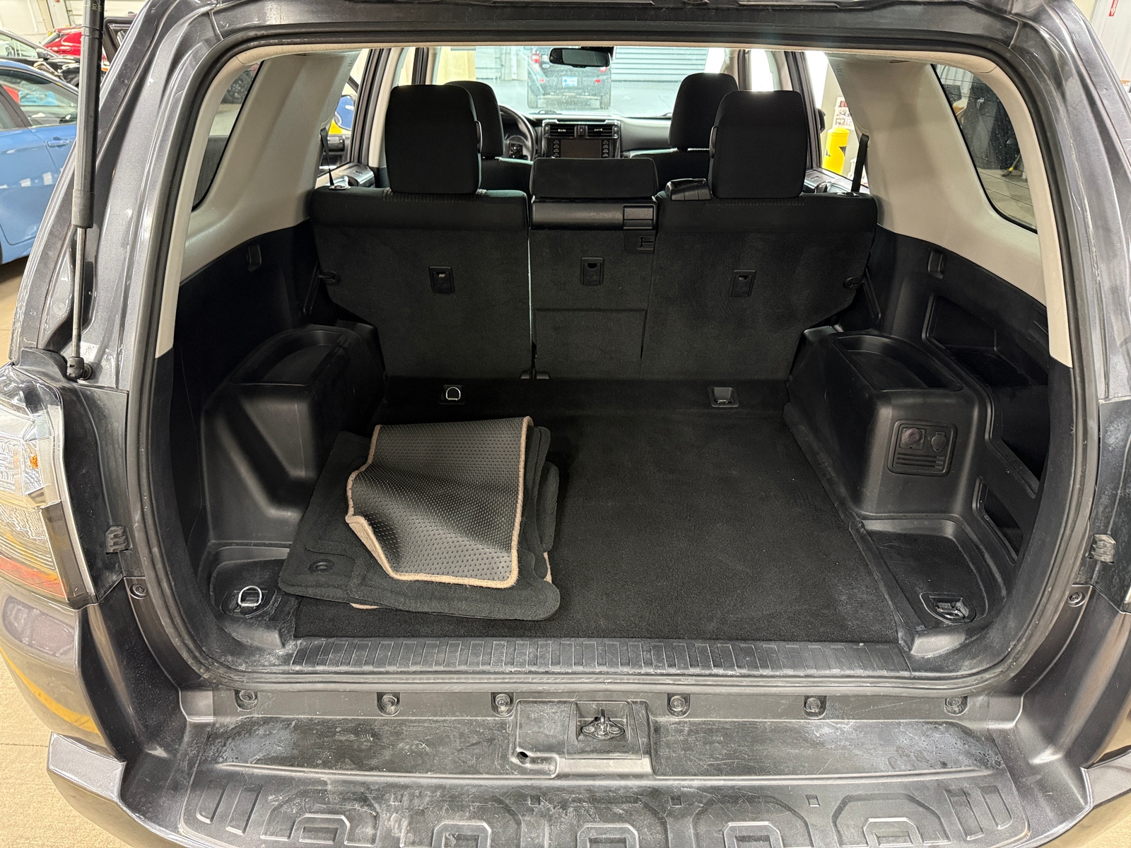 Thumbnail: 2022 Toyota 4Runner - 7