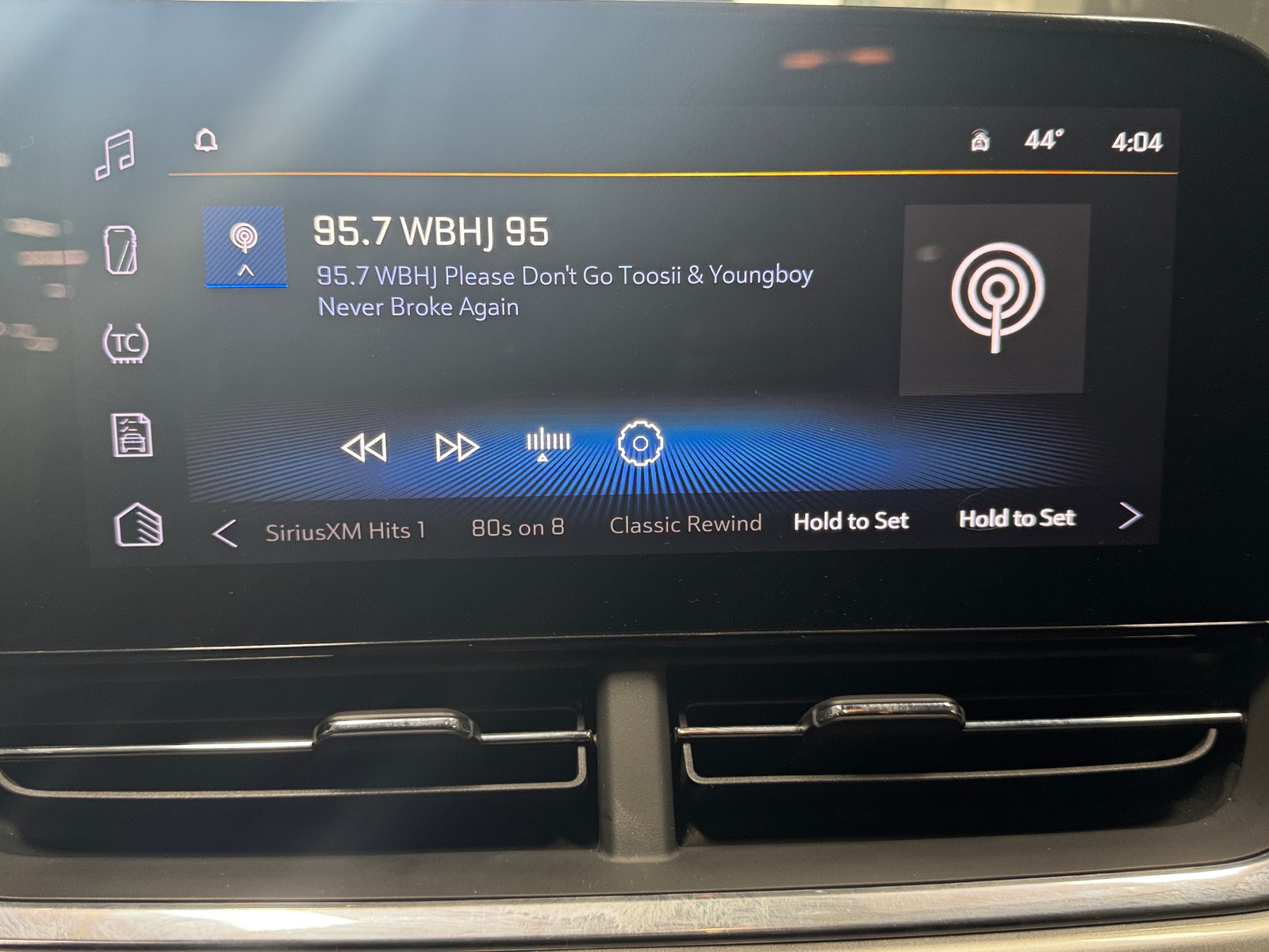 Thumbnail: 2024 Chevrolet Trax - 4