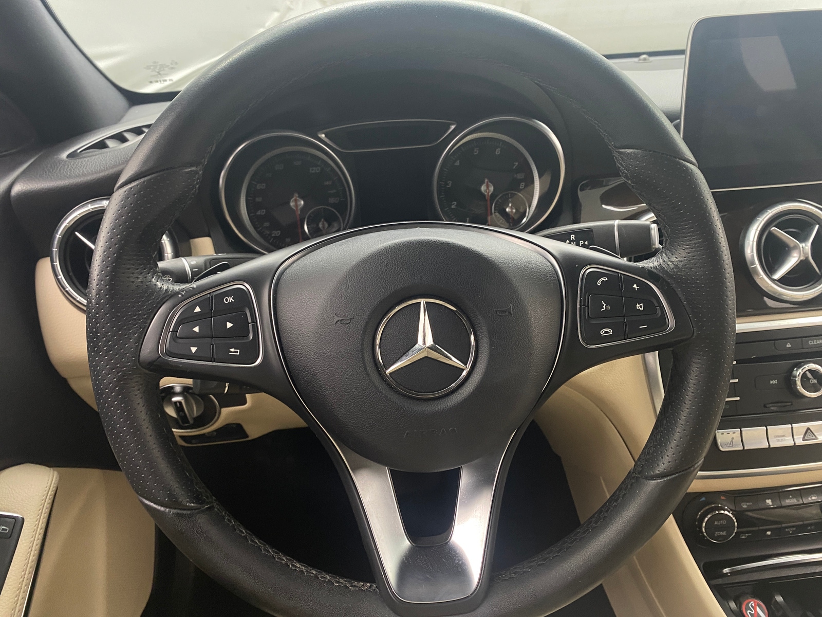 Thumbnail: 2018 Mercedes-Benz CLA - 3