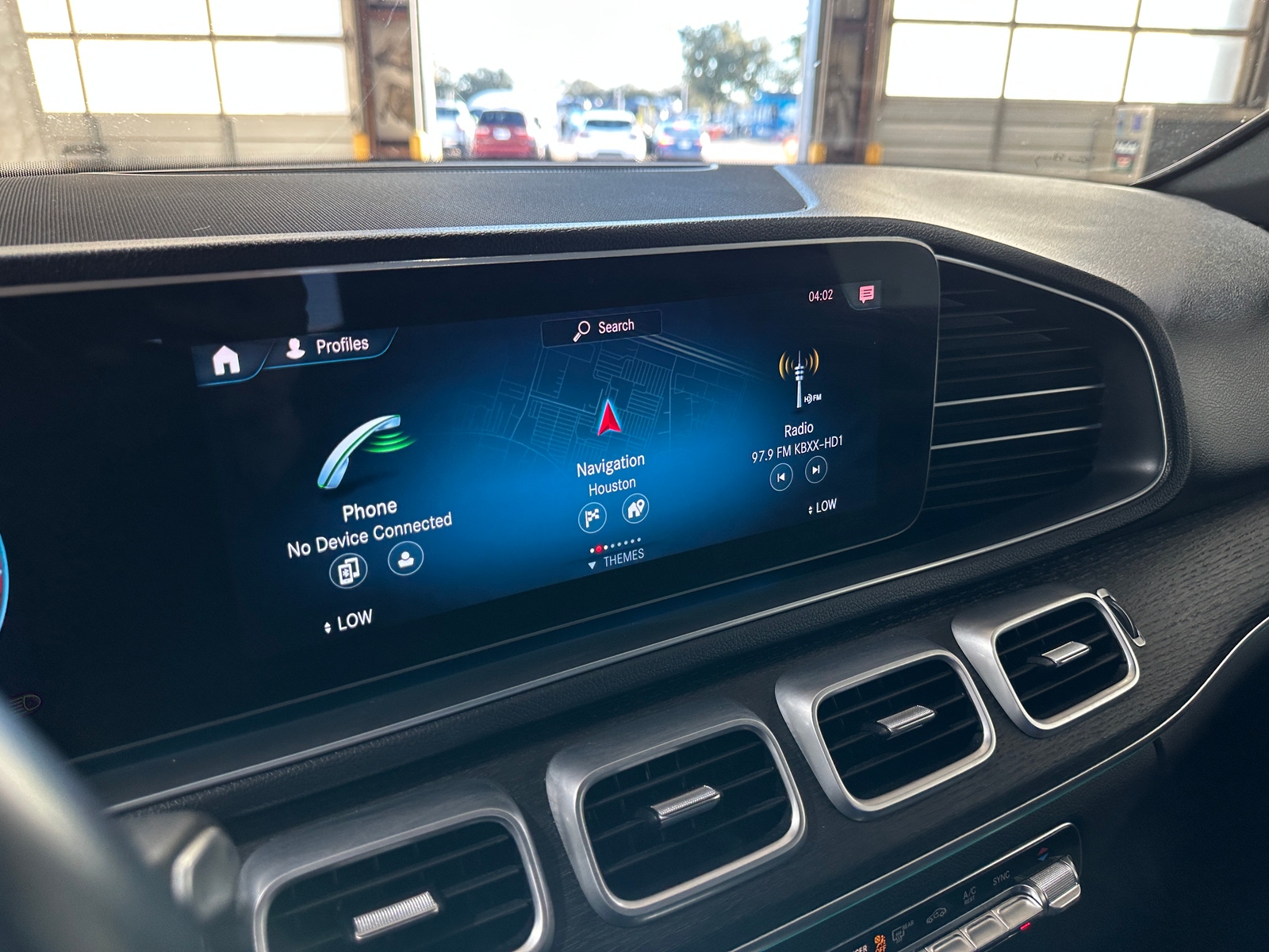 Thumbnail: 2023 Mercedes-Benz GLE - 3