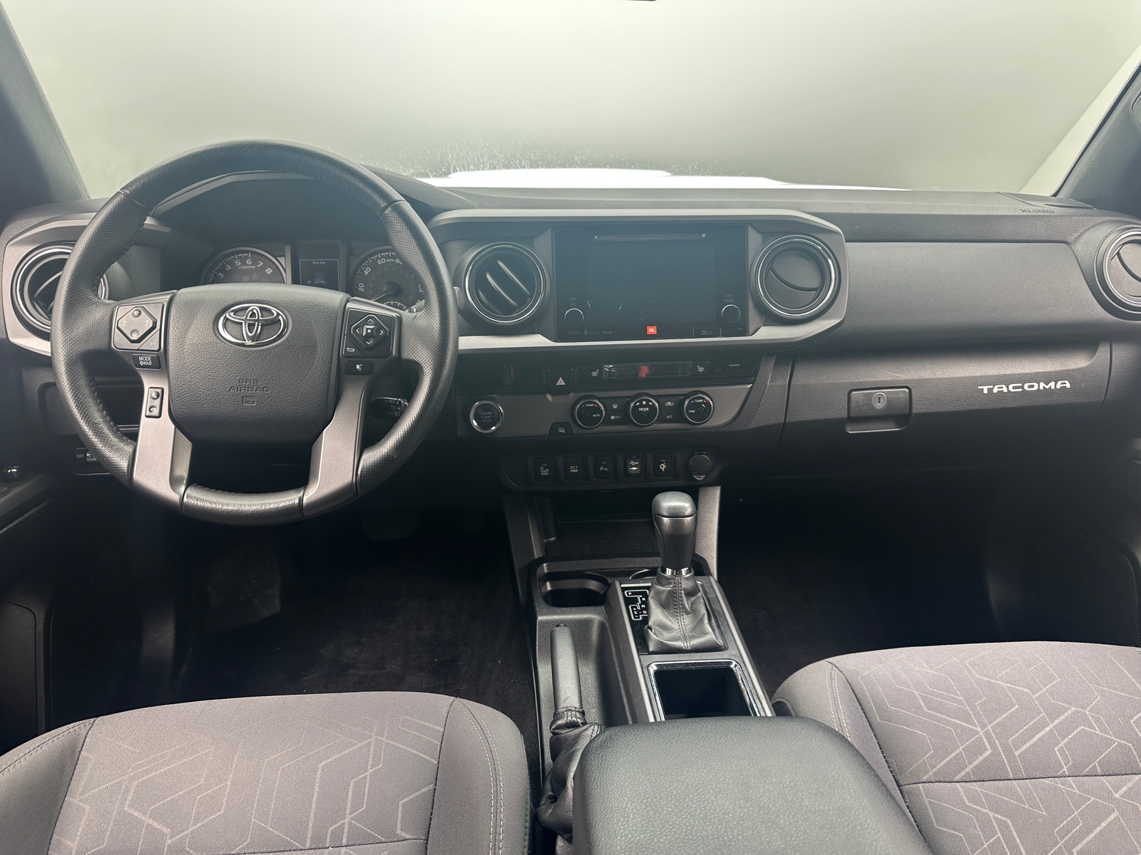 Thumbnail: 2017 Toyota Tacoma - 3