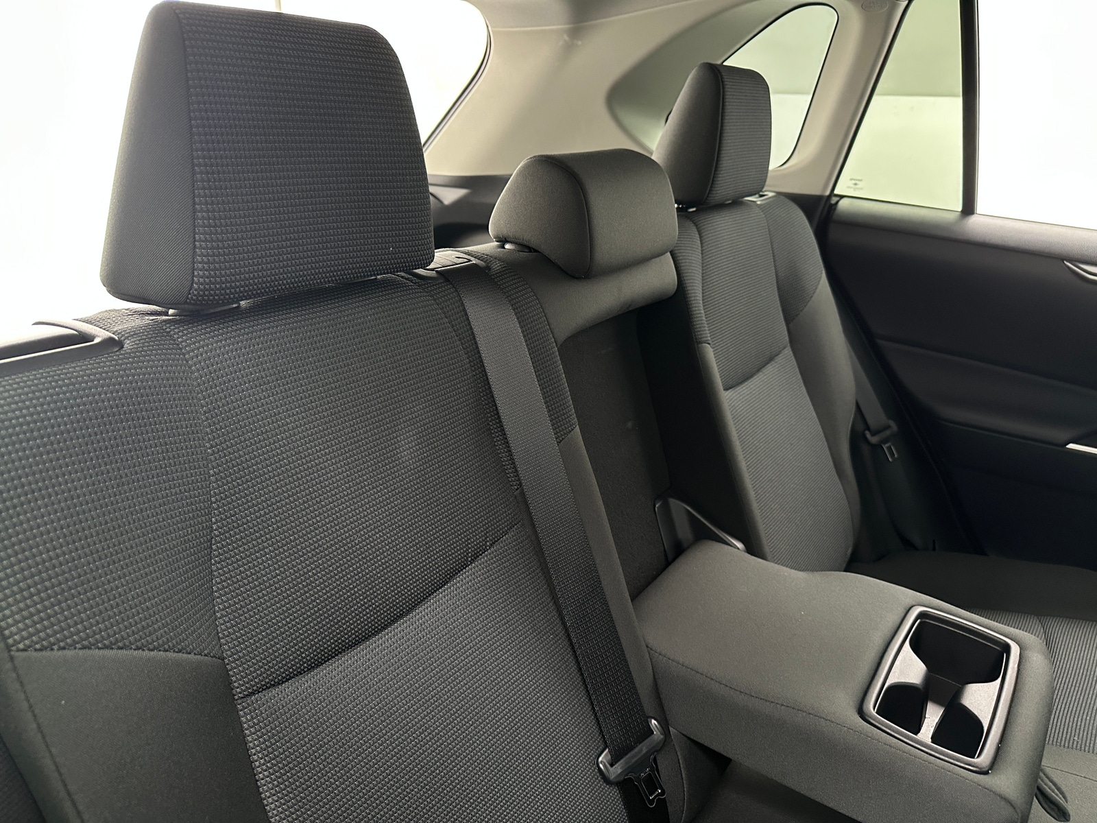 Thumbnail: 2025 Toyota RAV4 - 6