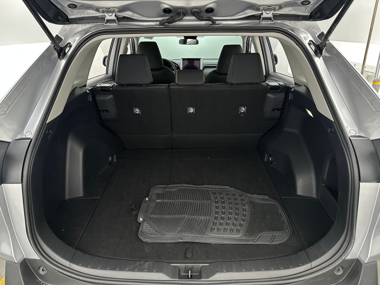 Thumbnail: 2025 Toyota RAV4 - 7