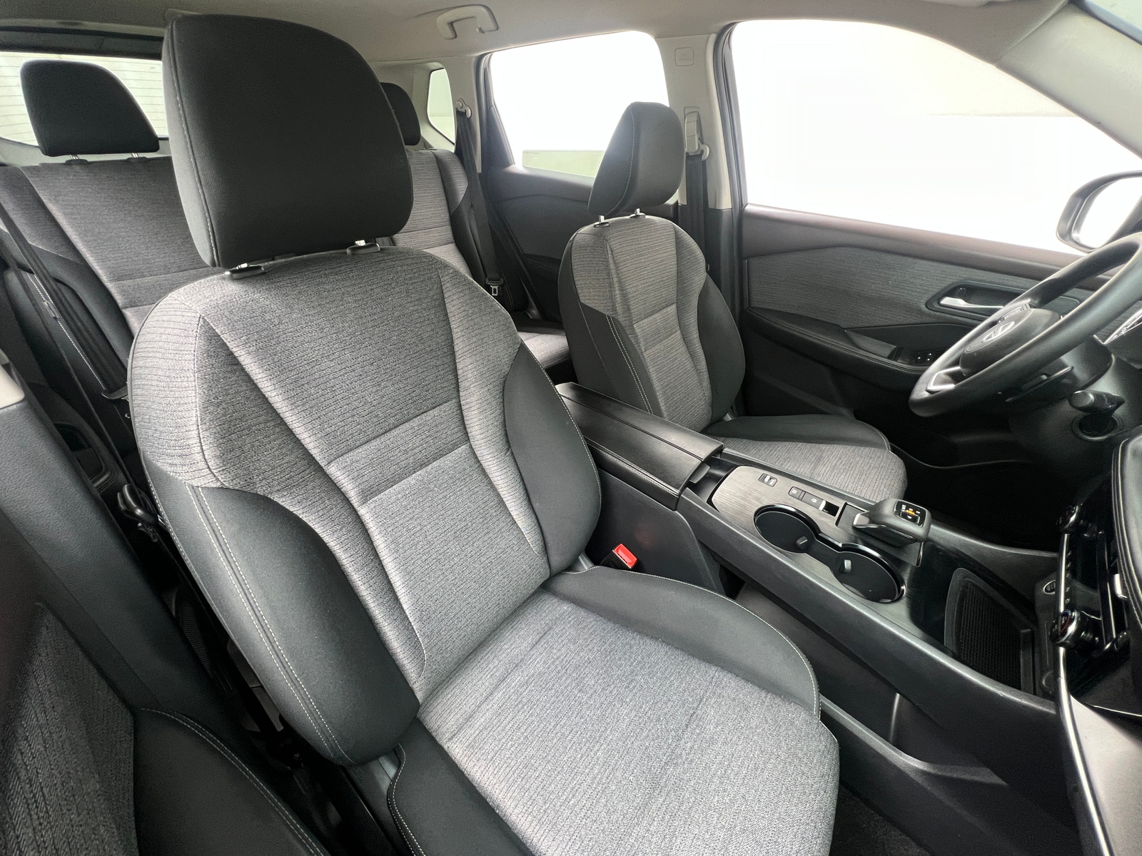 Thumbnail: 2021 Nissan Rogue - 2