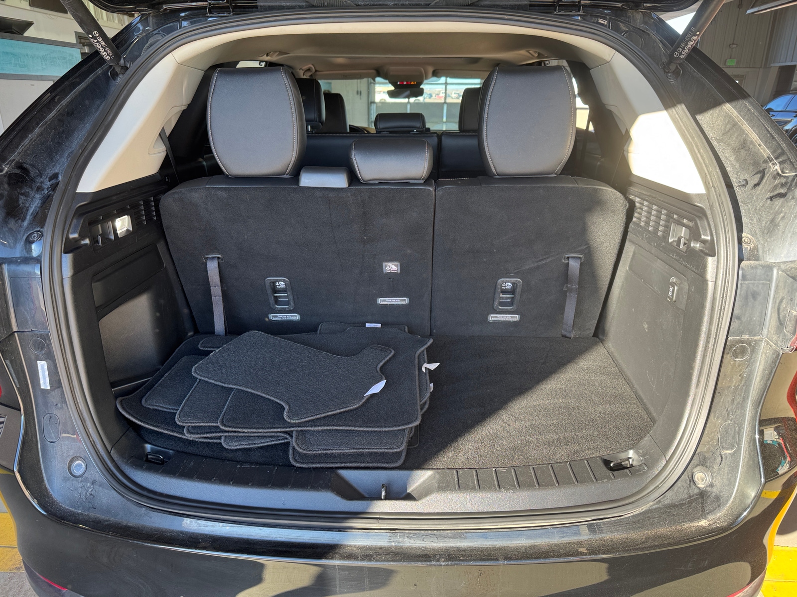 Thumbnail: 2024 Mazda CX-90 - 6