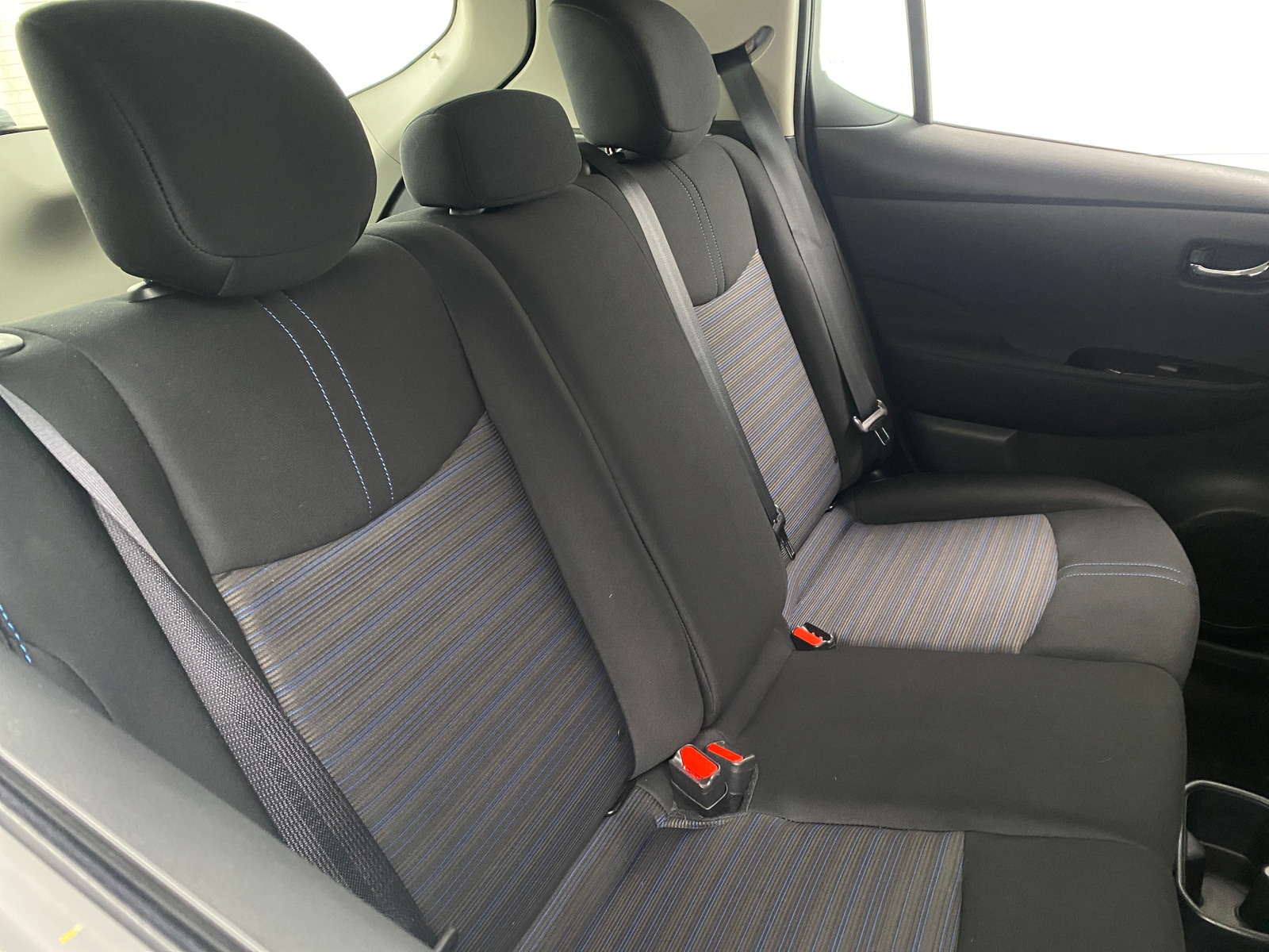 Thumbnail: 2023 Nissan Leaf - 6