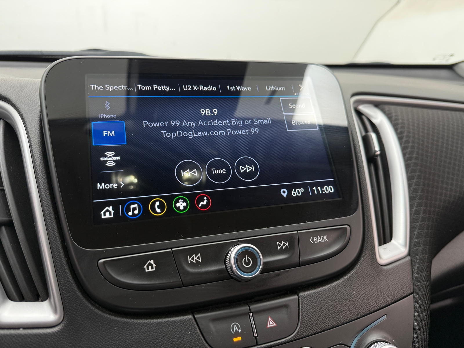 Thumbnail: 2024 Chevrolet Malibu - 4