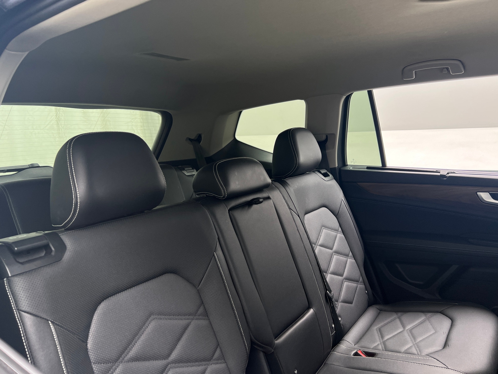 Thumbnail: 2025 Volkswagen Atlas - 5