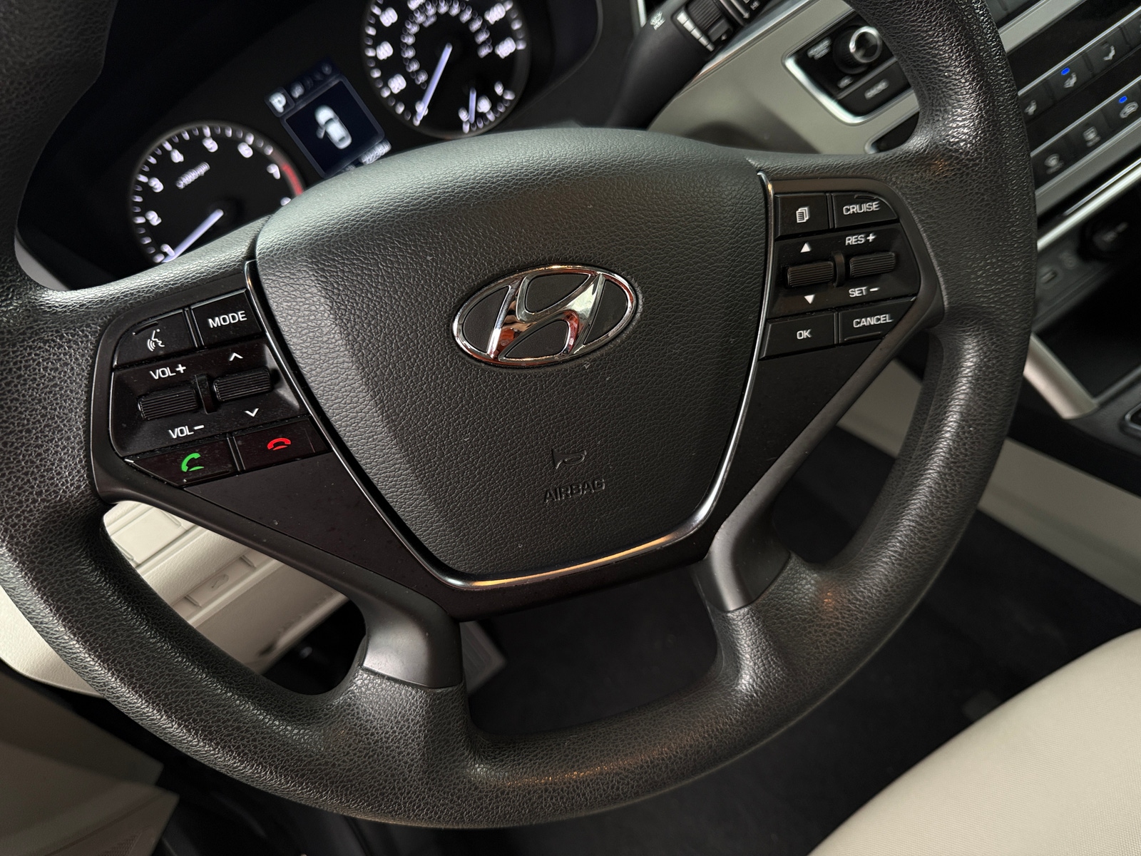 Thumbnail: 2017 Hyundai Sonata - 5